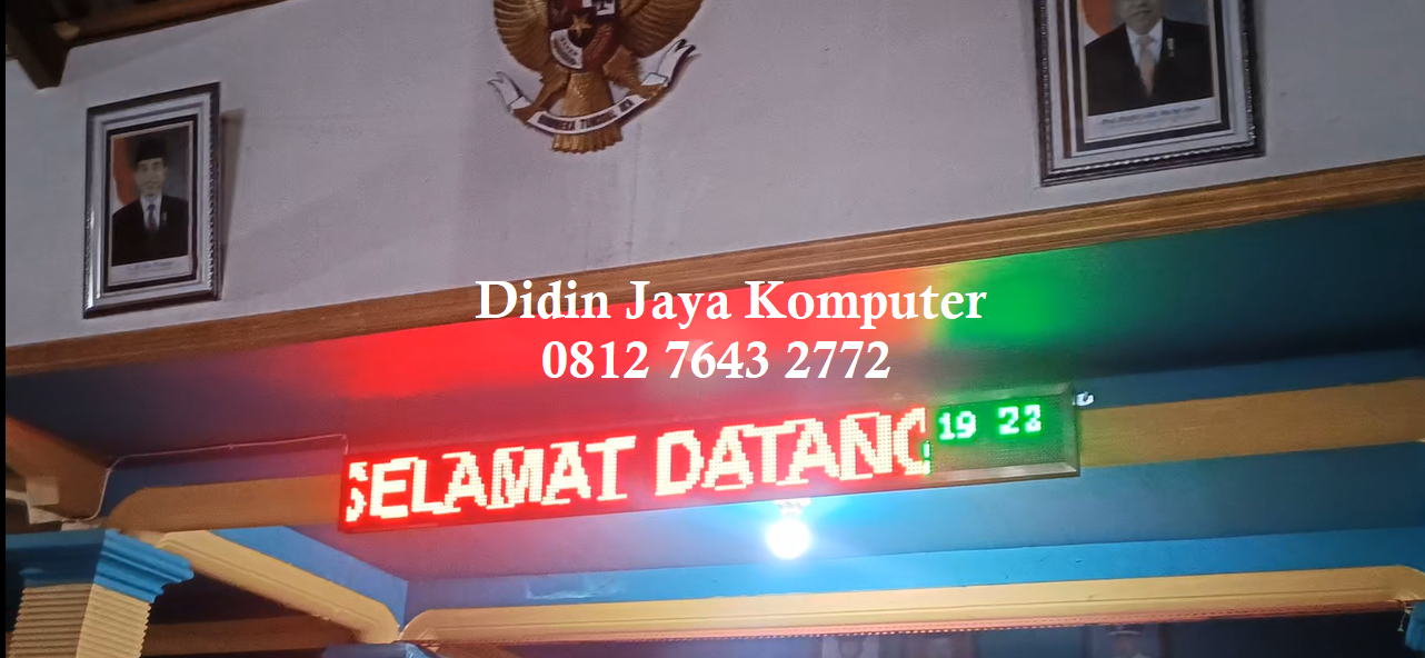 <p>Running text ukuran 20x196cm dengan warna led merah dan hijau memiliki kualitas terbaik dan dengan harga yang terjangkau. Running text ini dipasangkan untuk Kantor Desa Purwodadi Ringinrejo Kabupaten Kediri. Pemasangan running text gratis dan juga mendapatkan garansi selama 1 tahun.</p>